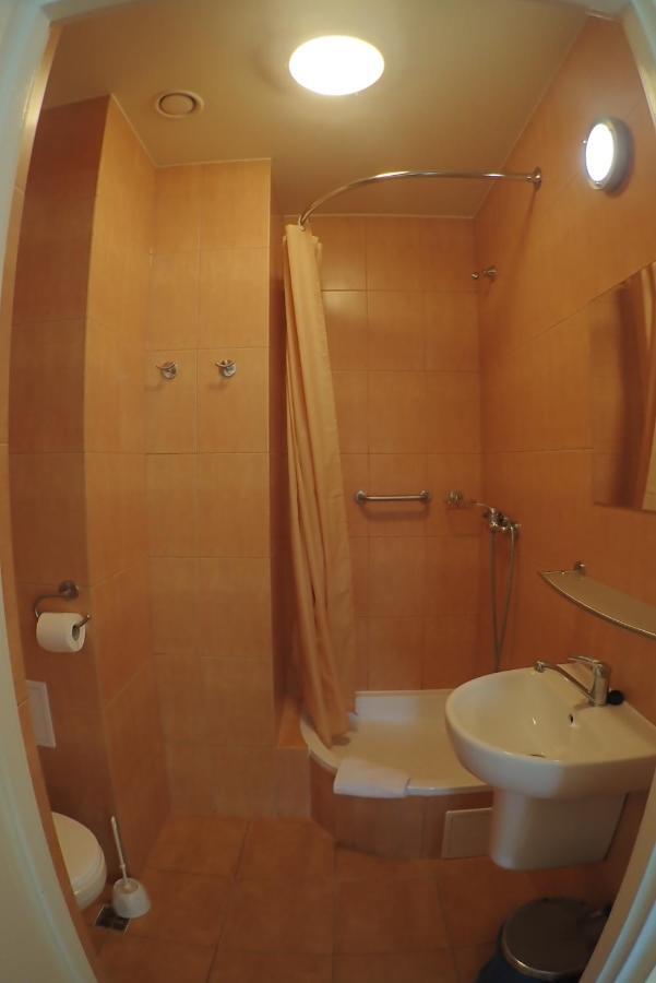 Double Room Private Bathroom,1007523388:JPEG