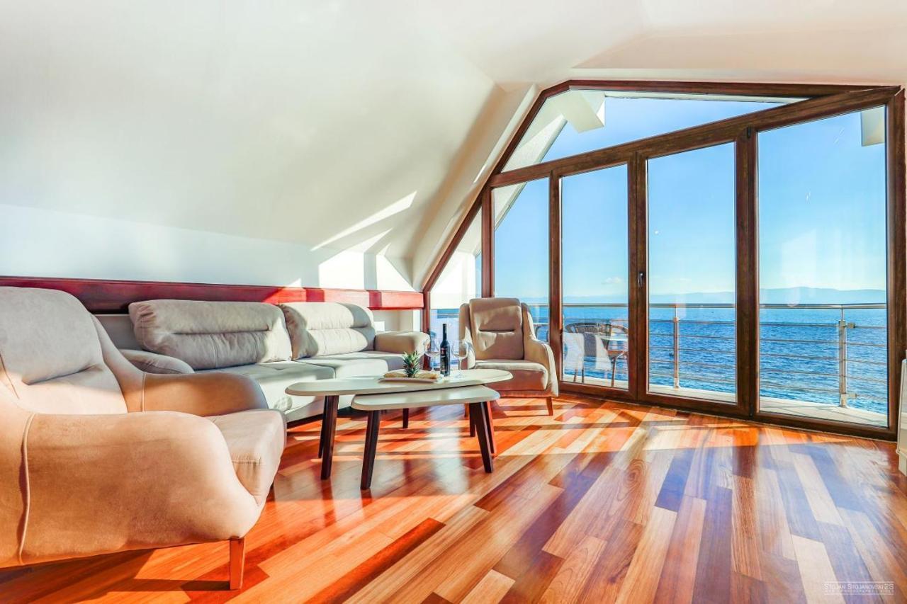 Penthouse Apartment