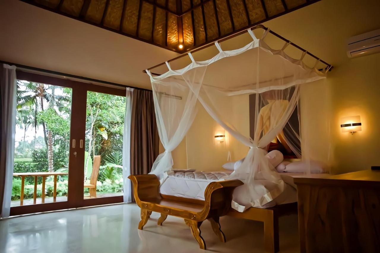 Three-Bedroom Villa Private Pool