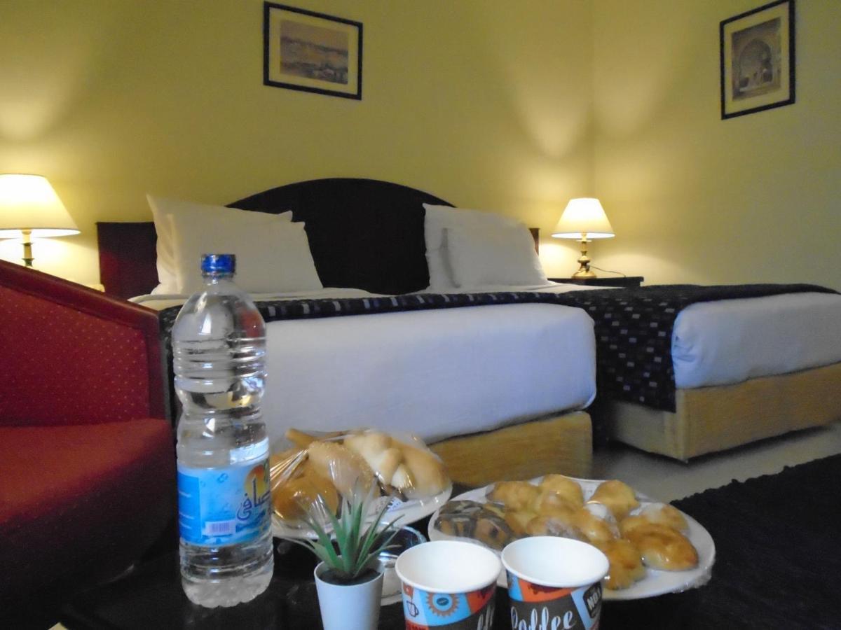 Economy Room,1014142498:JPEG