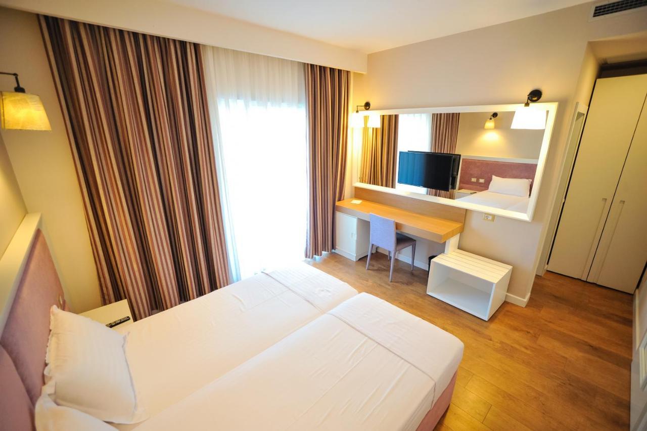 Superior Double or Twin Room,1020958414:JPEG