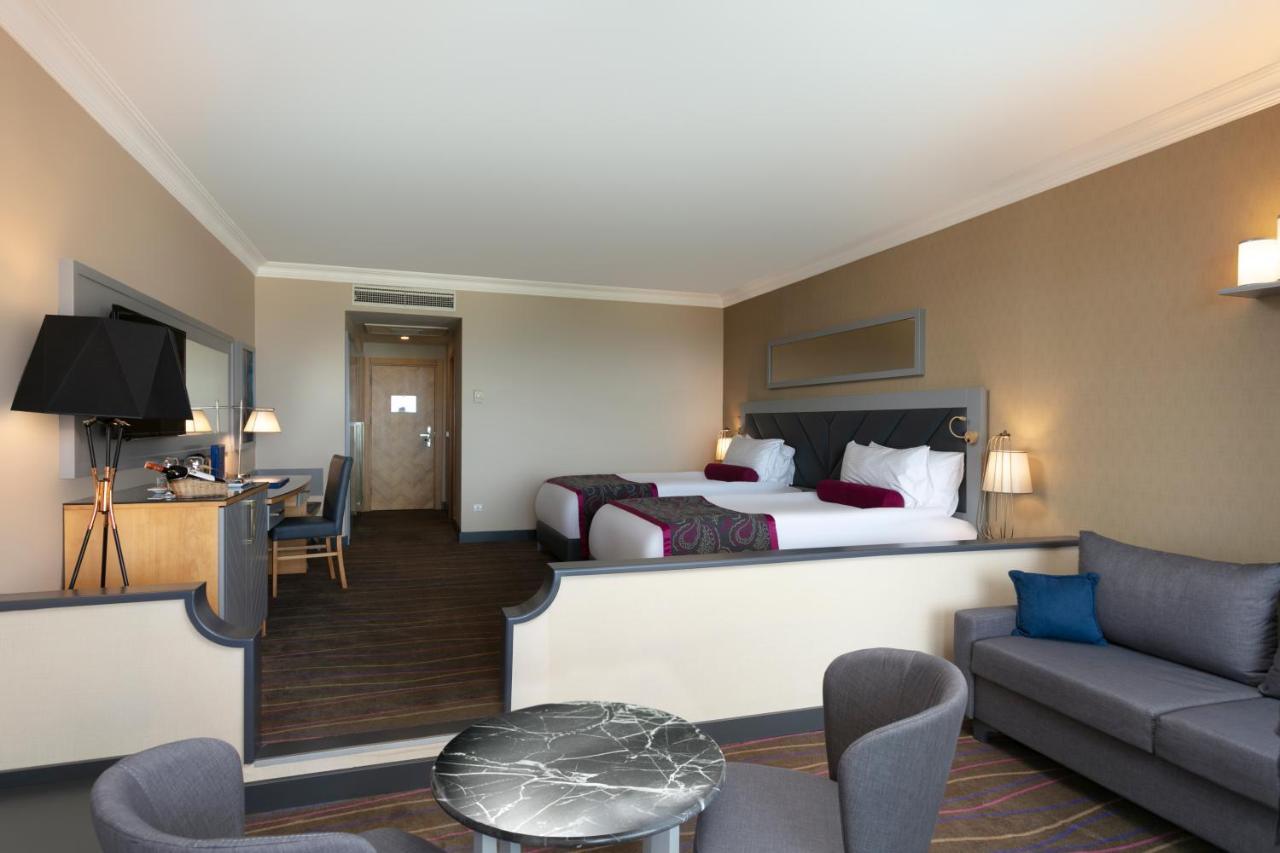 Junior Suite Garden View