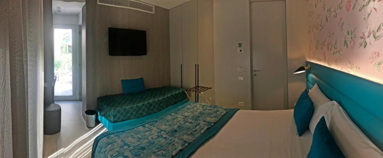 Family Room Terrace