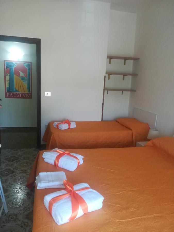 Double or Twin Room Private External Bathroom