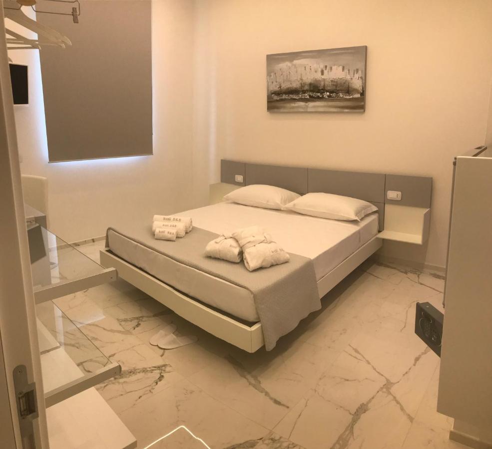 Deluxe Double Room Shower,1032428378:JPEG