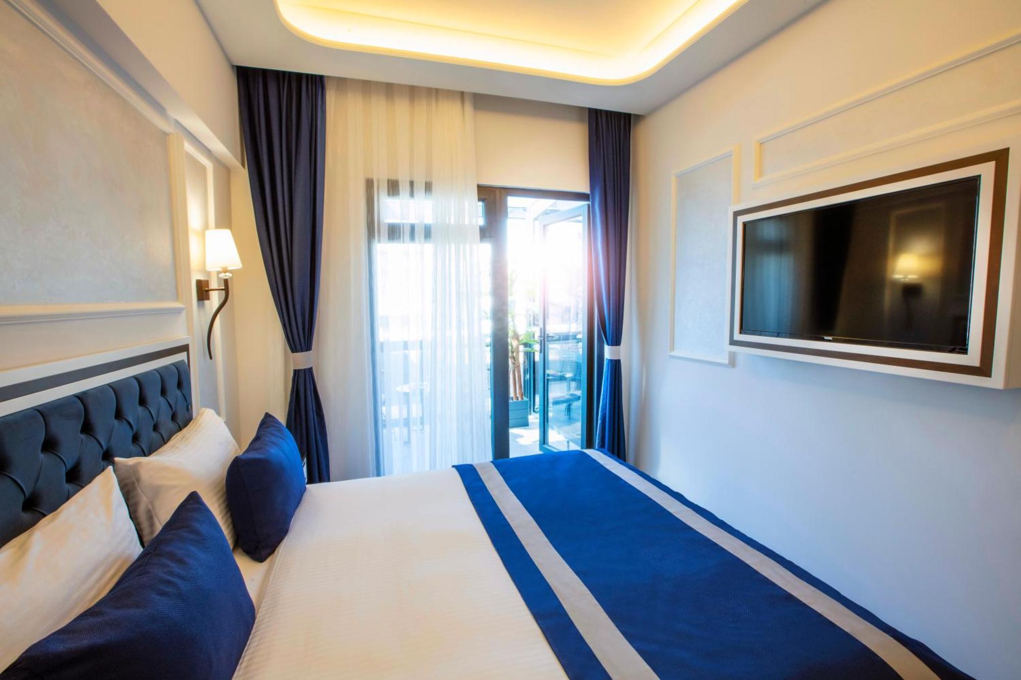Superior Double or Twin Room Terrace