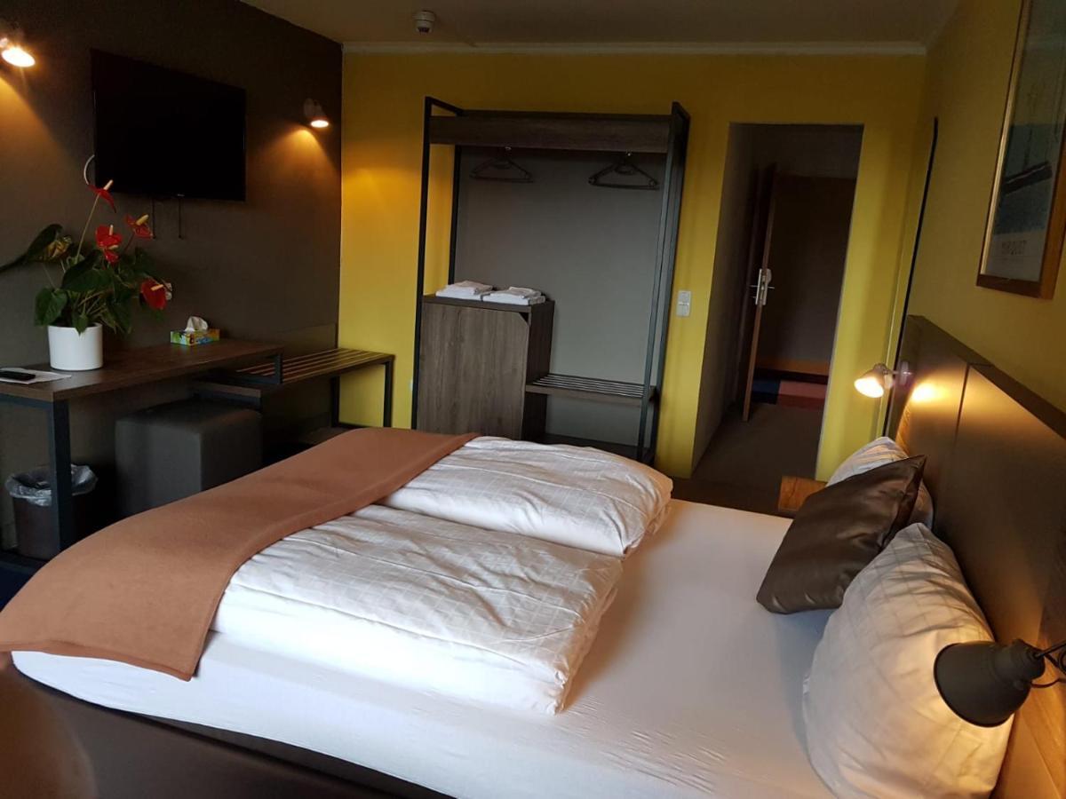 Double Room Private Bathroom,1039337236:JPEG
