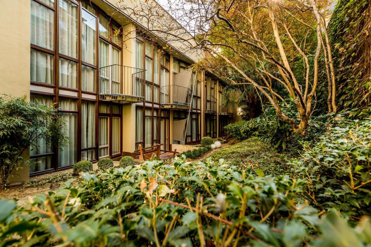 Apartment Garden View