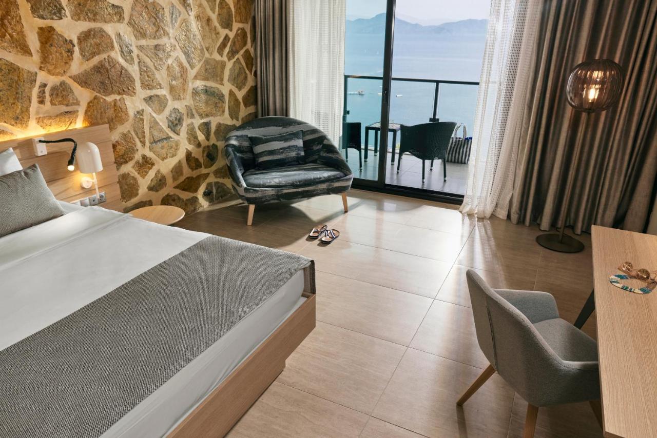 Double Room Balcony Sea View