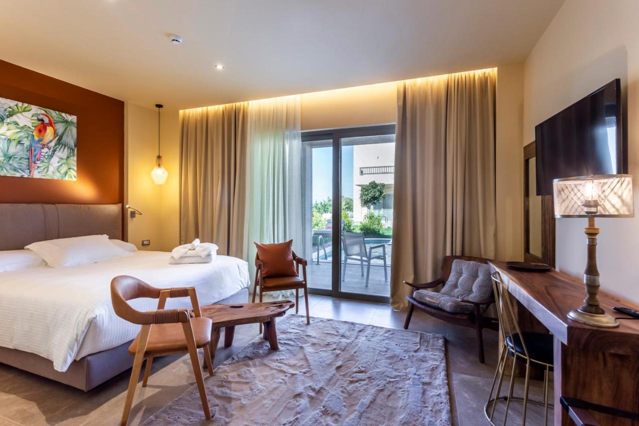 Junior Suite Private Pool