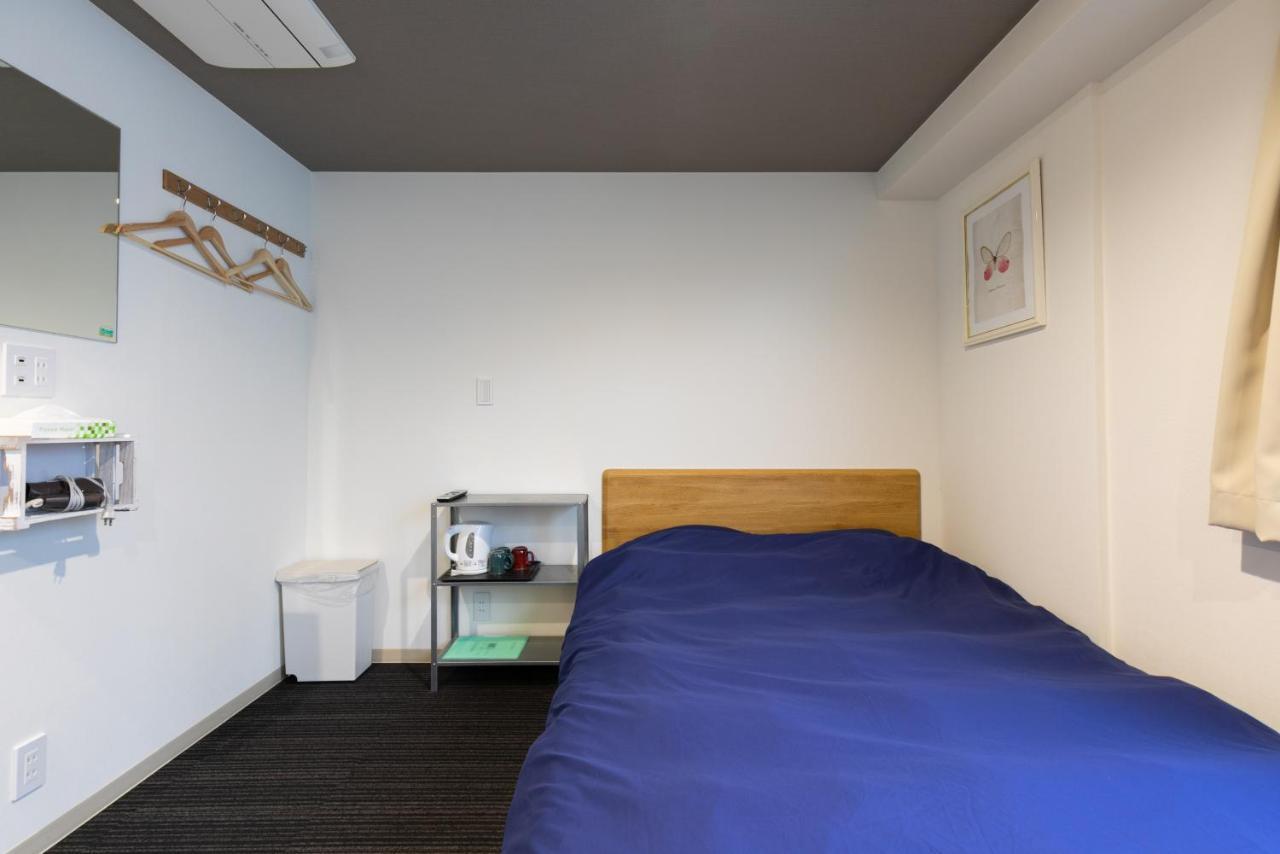 Triple Room Bath tab #601