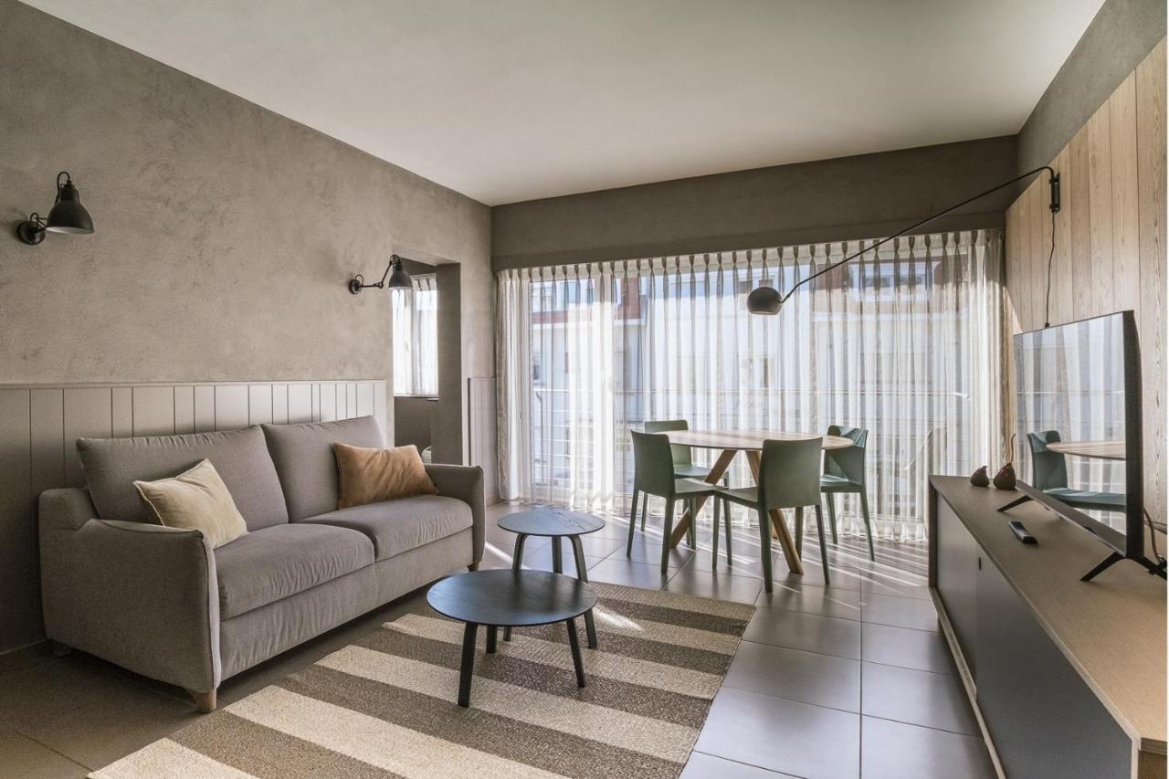 One-Bedroom Apartment,1084736197:JPEG