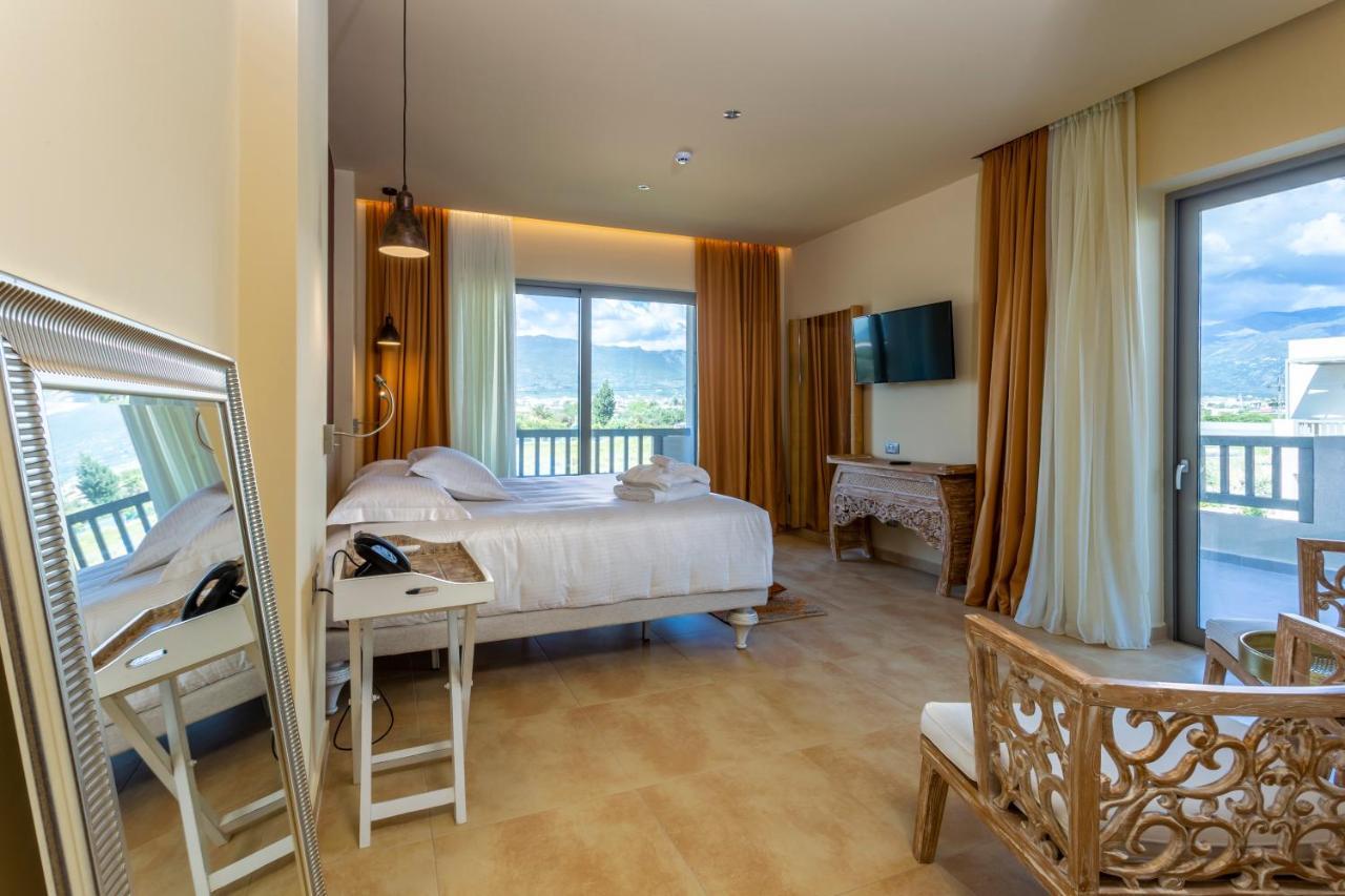 Deluxe Double or Twin Room Garden View