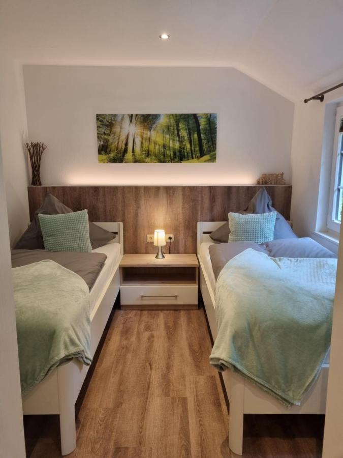 Large Twin Room,1112437701:JPEG