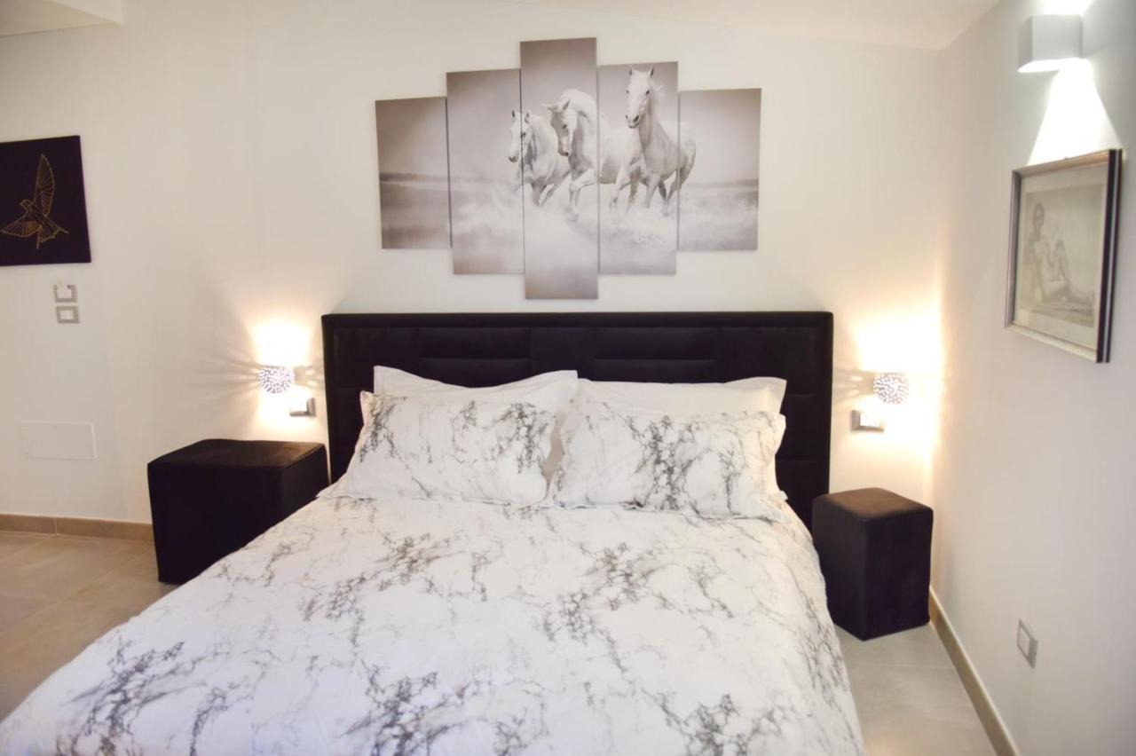 Single Room,1115520228:JPEG