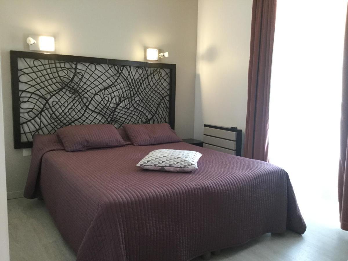 Twin Room with Private Bathroom,1589317184:JPEG