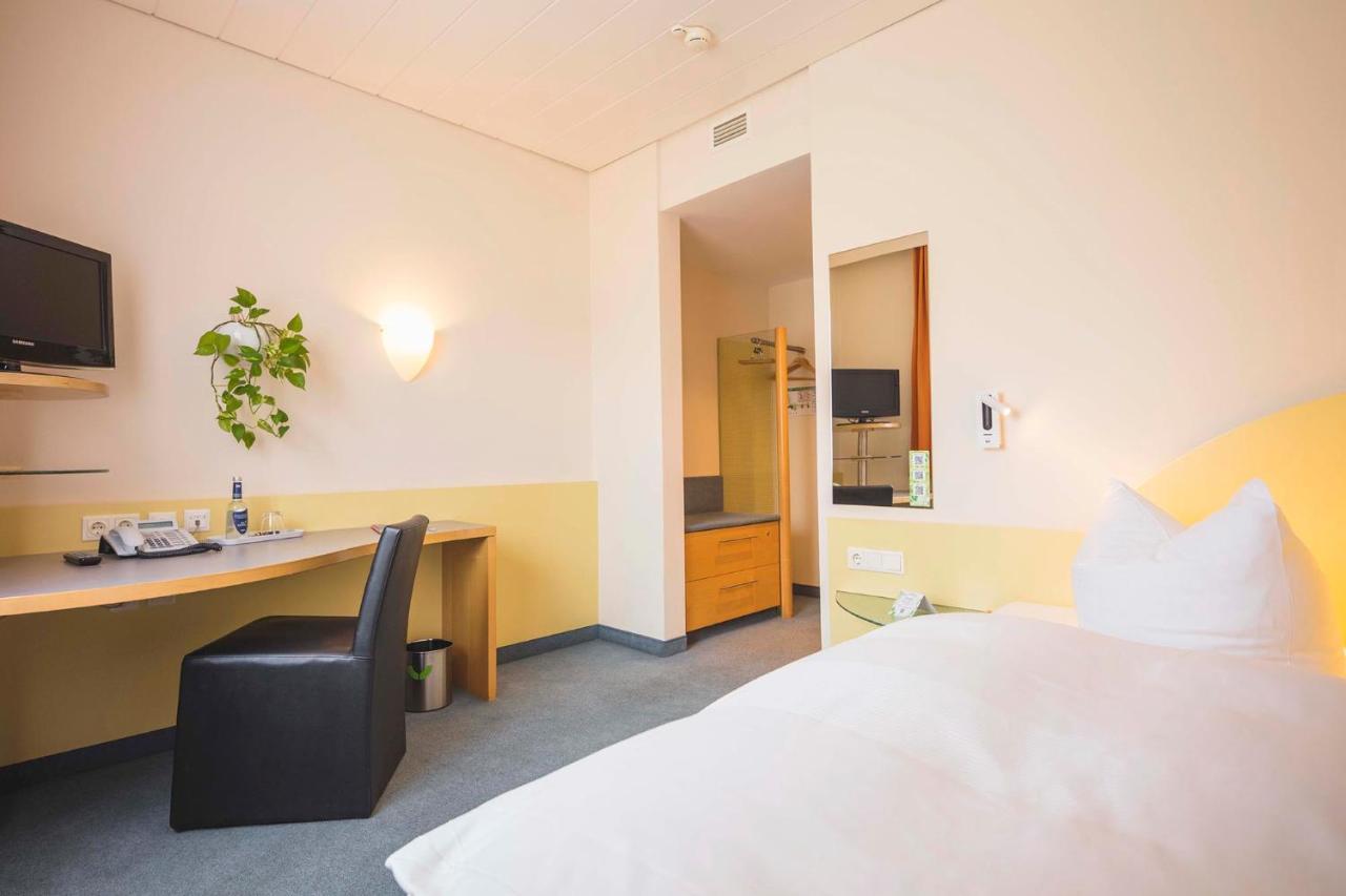Single Room,1149879637:JPEG