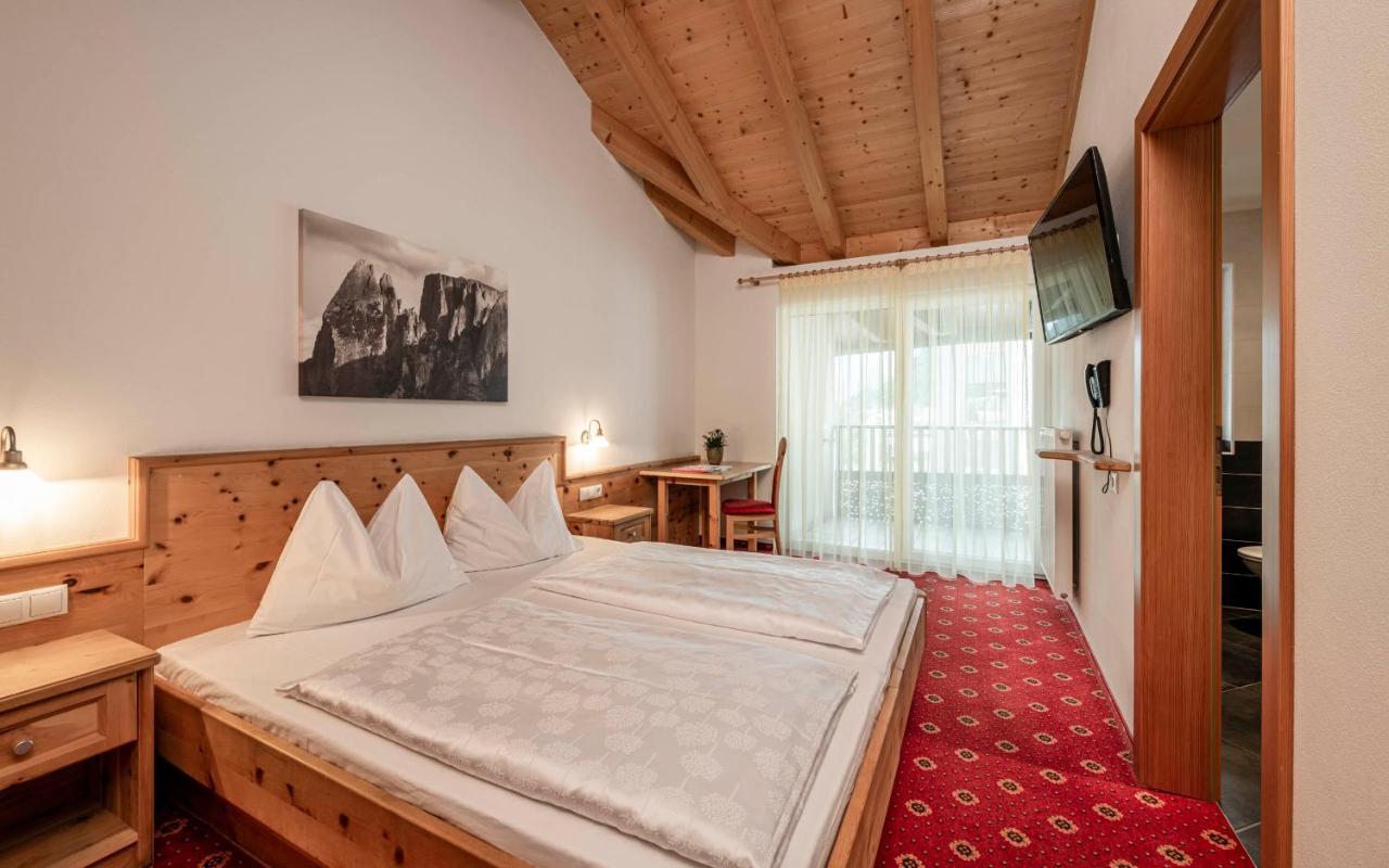 Classic Double Room,1206614092:JPEG