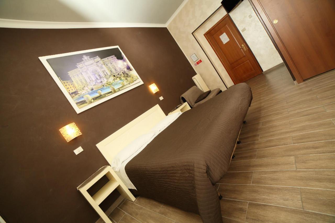 Economy Triple Room