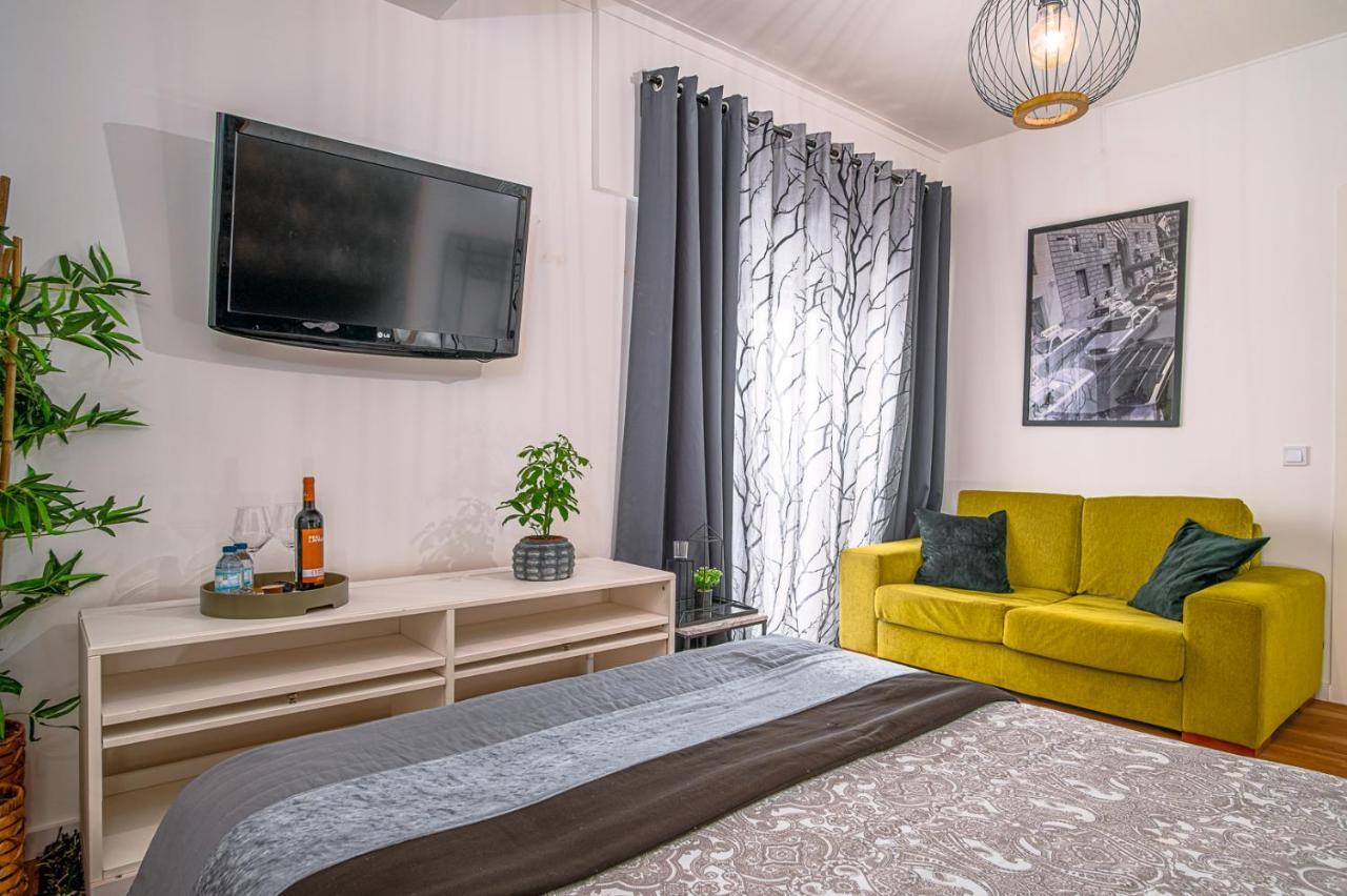 Double Room Shared Toilet
