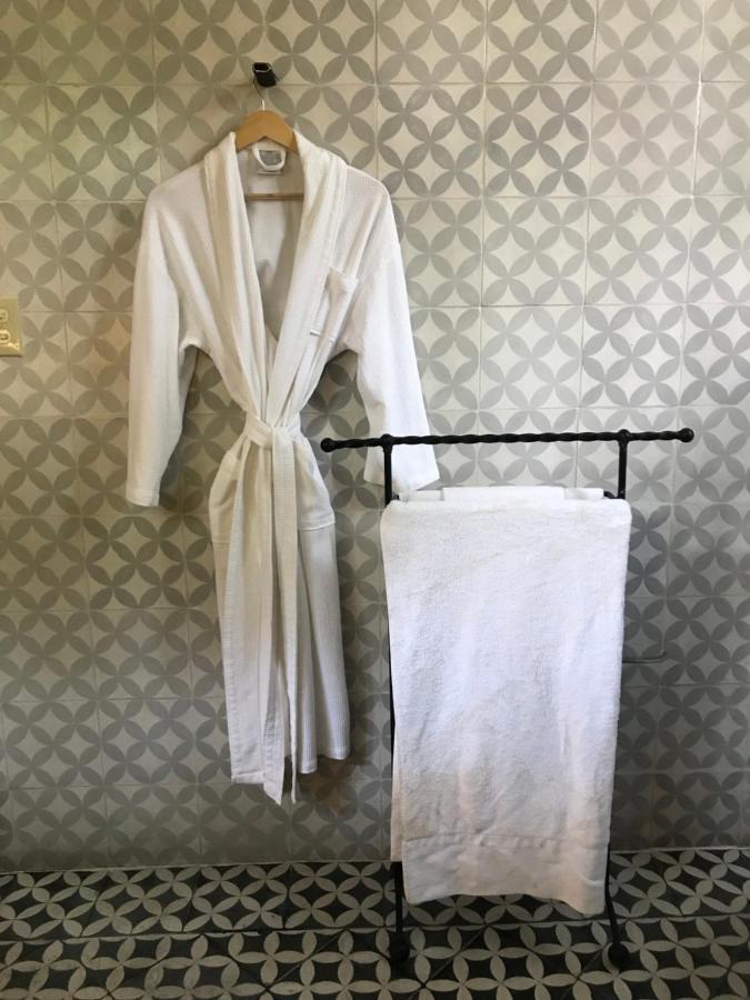 Deluxe Suite Spa Bath,1154586186:JPEG