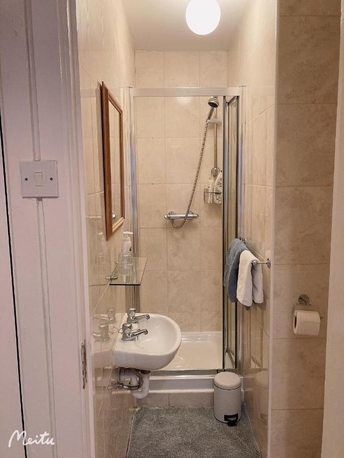 Single Room with Private Bathroom