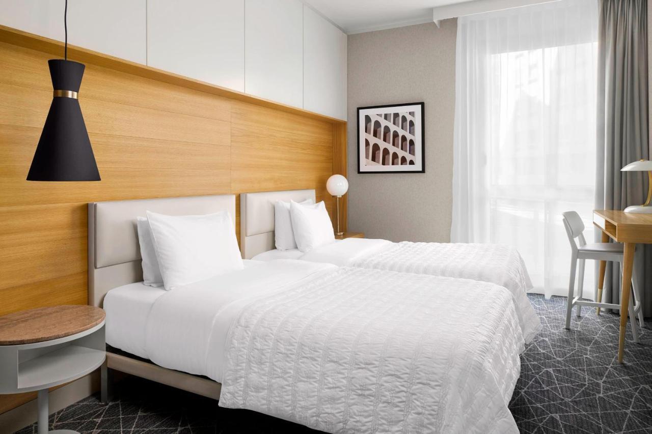 Deluxe Twin Room Larger Guest room 2 Twin or Single Beds,1618818042:JPEG