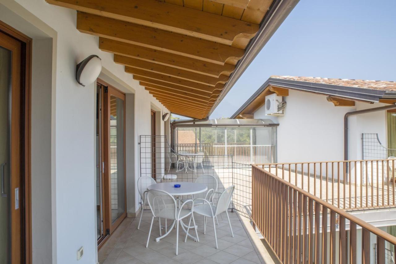Apartment Terrace,1163222853:JPEG