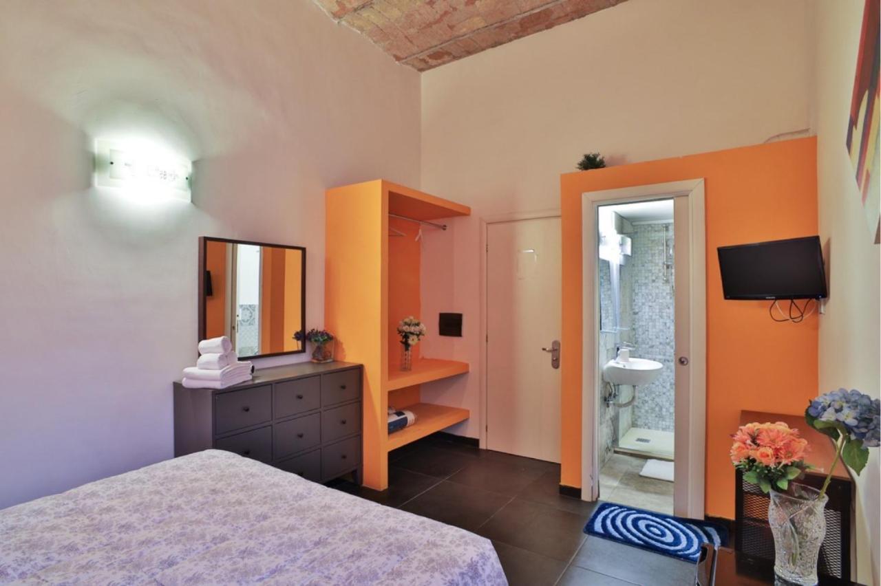 Double Room Private Bathroom