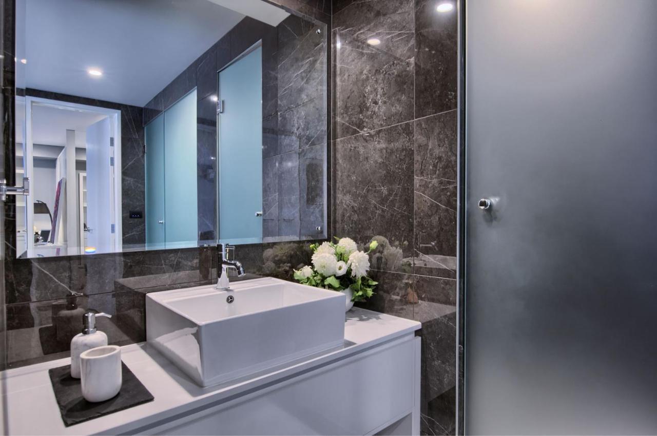Crown Suite