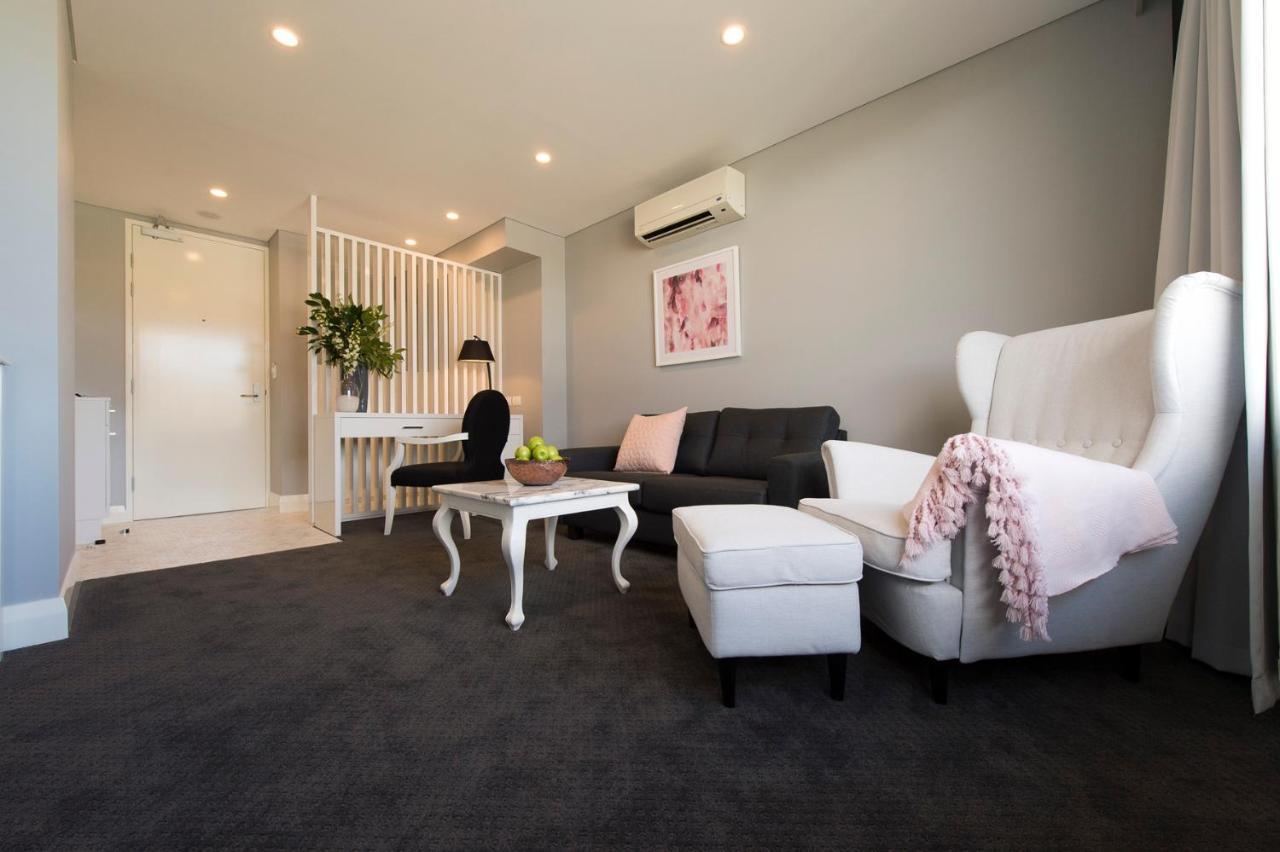 Crown Suite