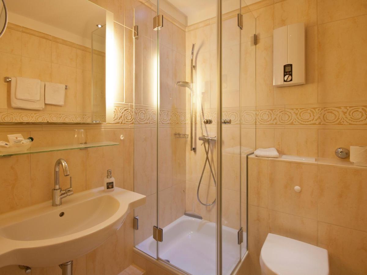 Budget Single Room