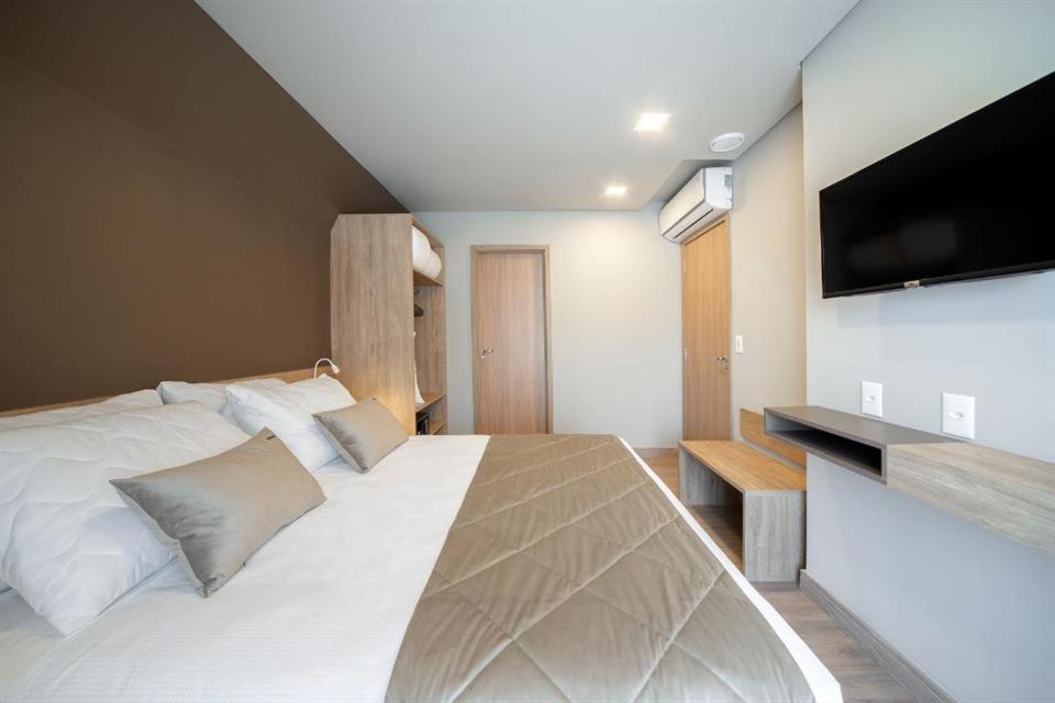 Standard Apartment,1549123372:JPEG