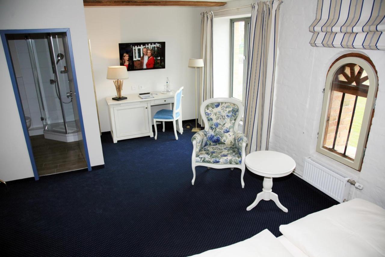 Deluxe Double Room,226835252:JPEG