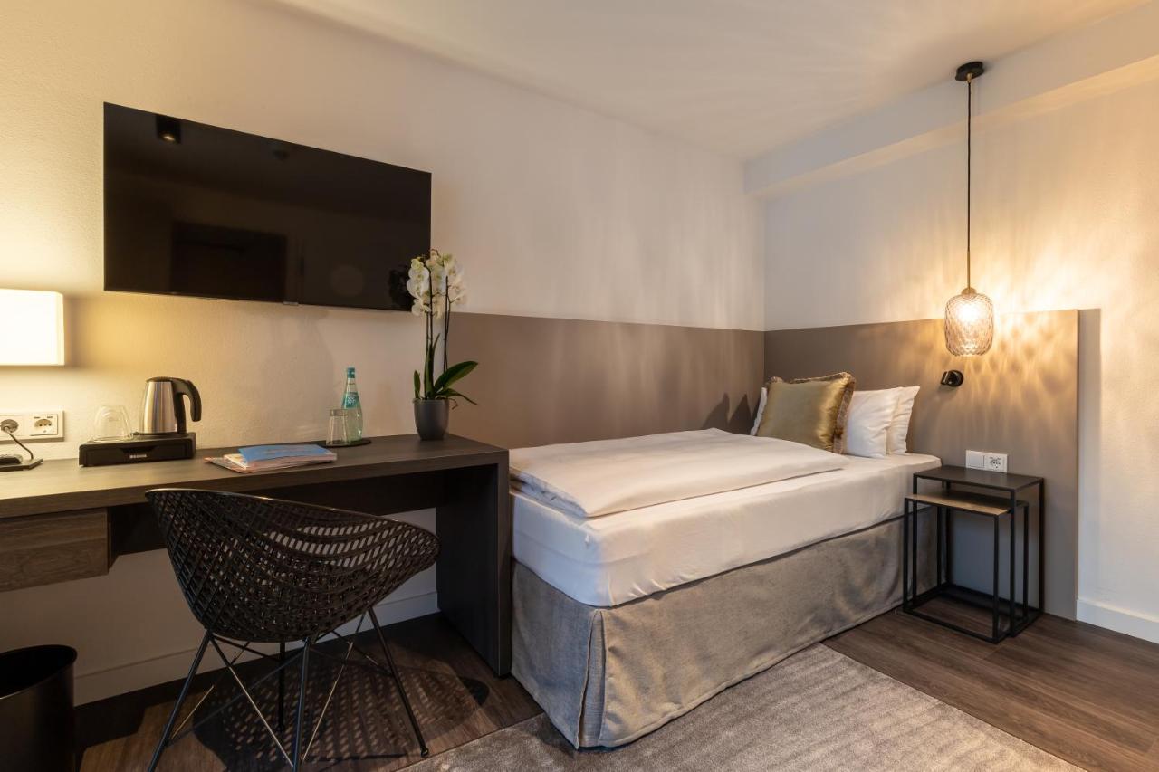 Single Room,1183950166:JPEG
