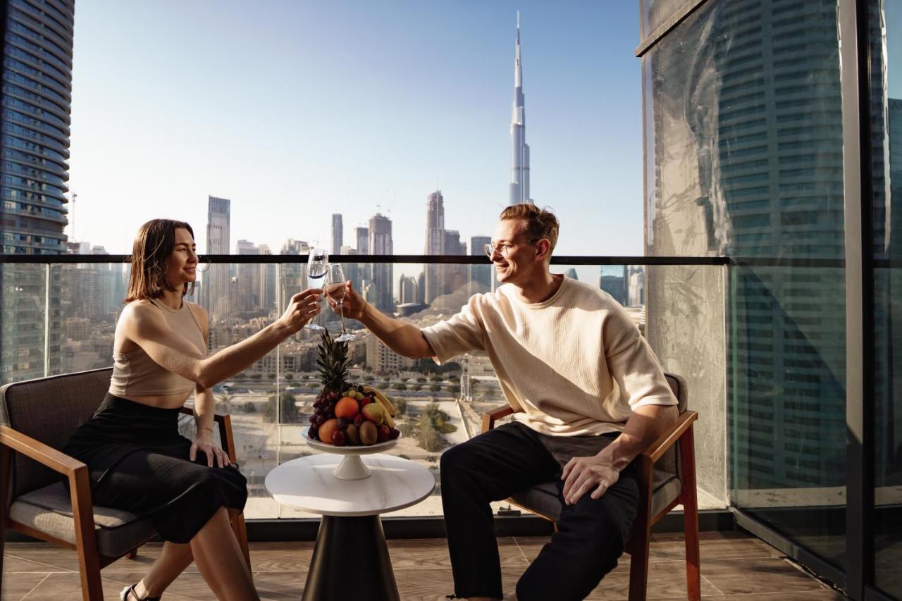 Luxury King Room Balcony-Burj Khalifa View,1405041242:JPEG