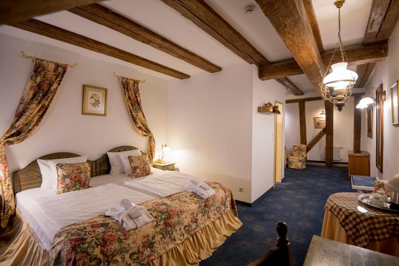 Junior Suite,1277736070:JPEG