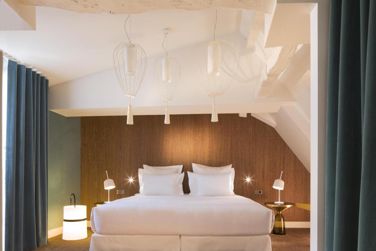 Deluxe King Room,1580794881:JPEG