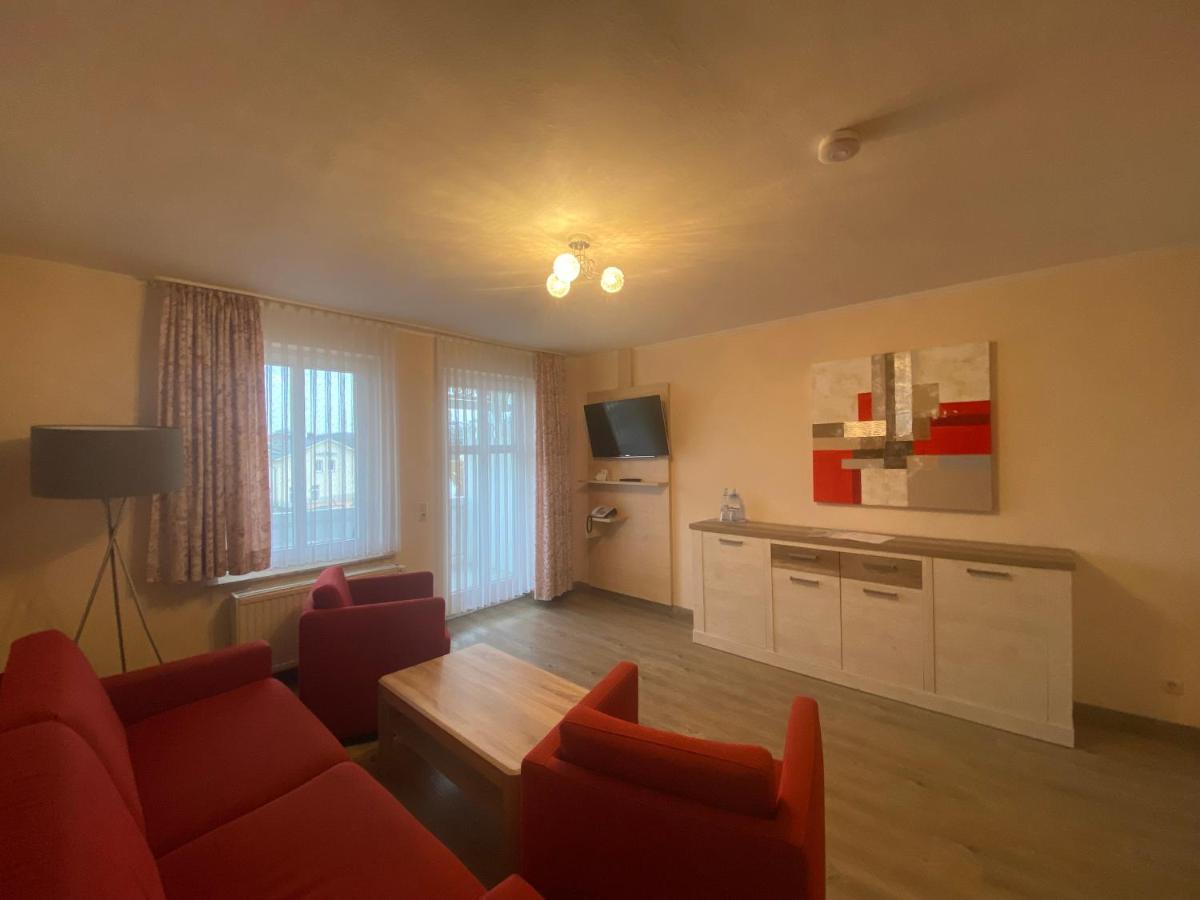 Two-Bedroom Apartment,61262272:JPEG