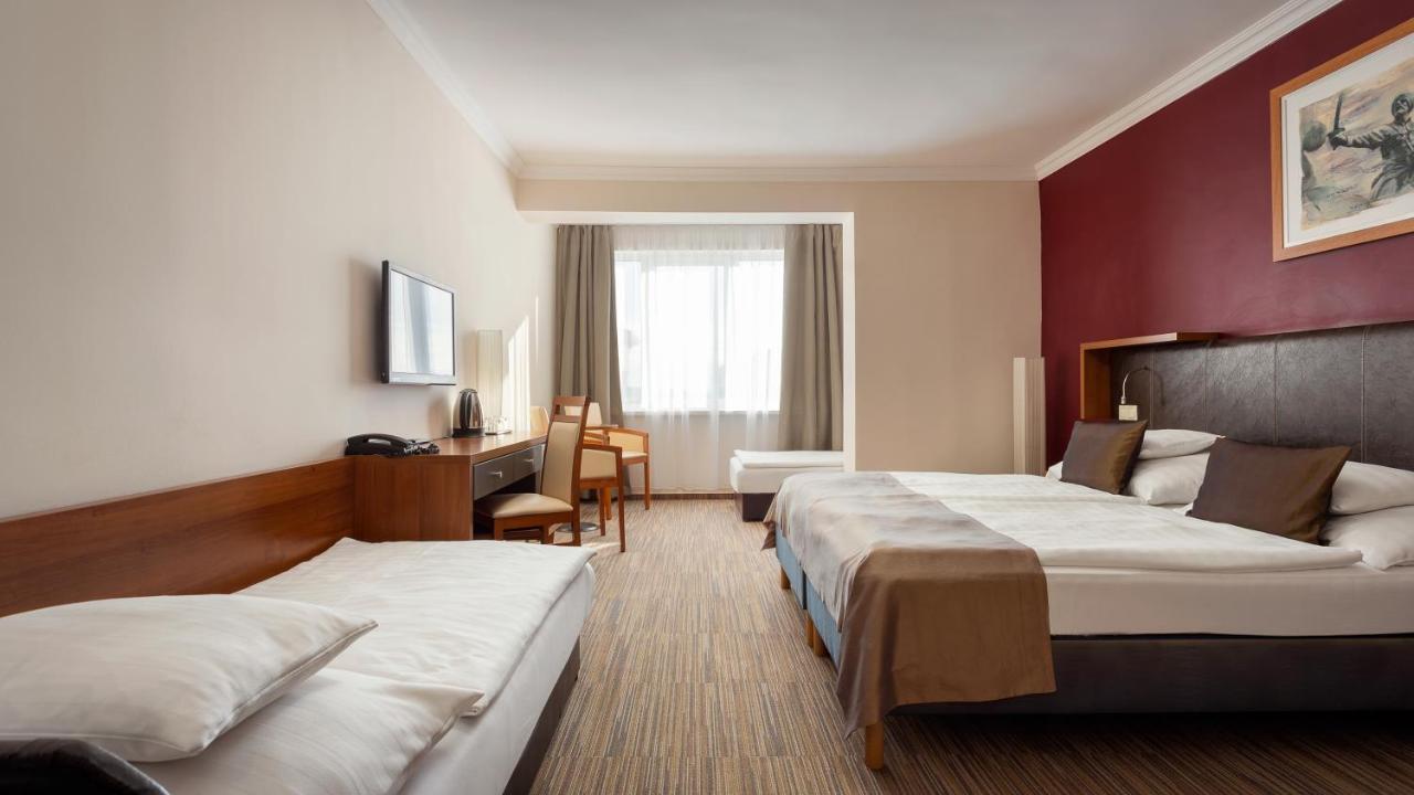 Standard Double Room with Extra Bed