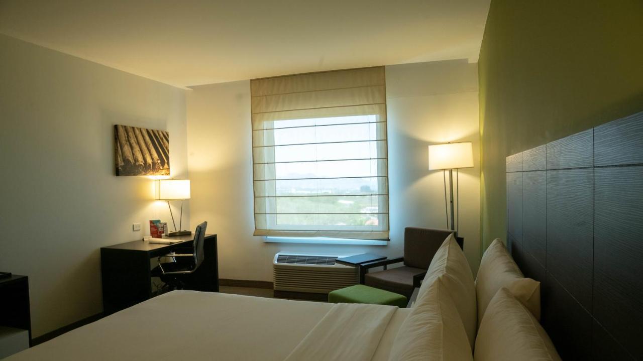 Deluxe Double Room Two Double Beds,1628672084:JPEG