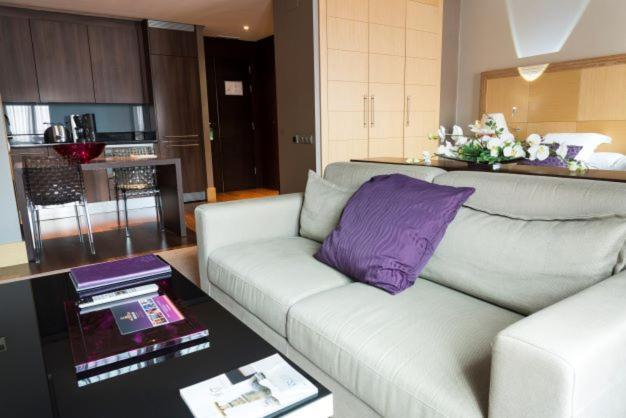 Premium Suite