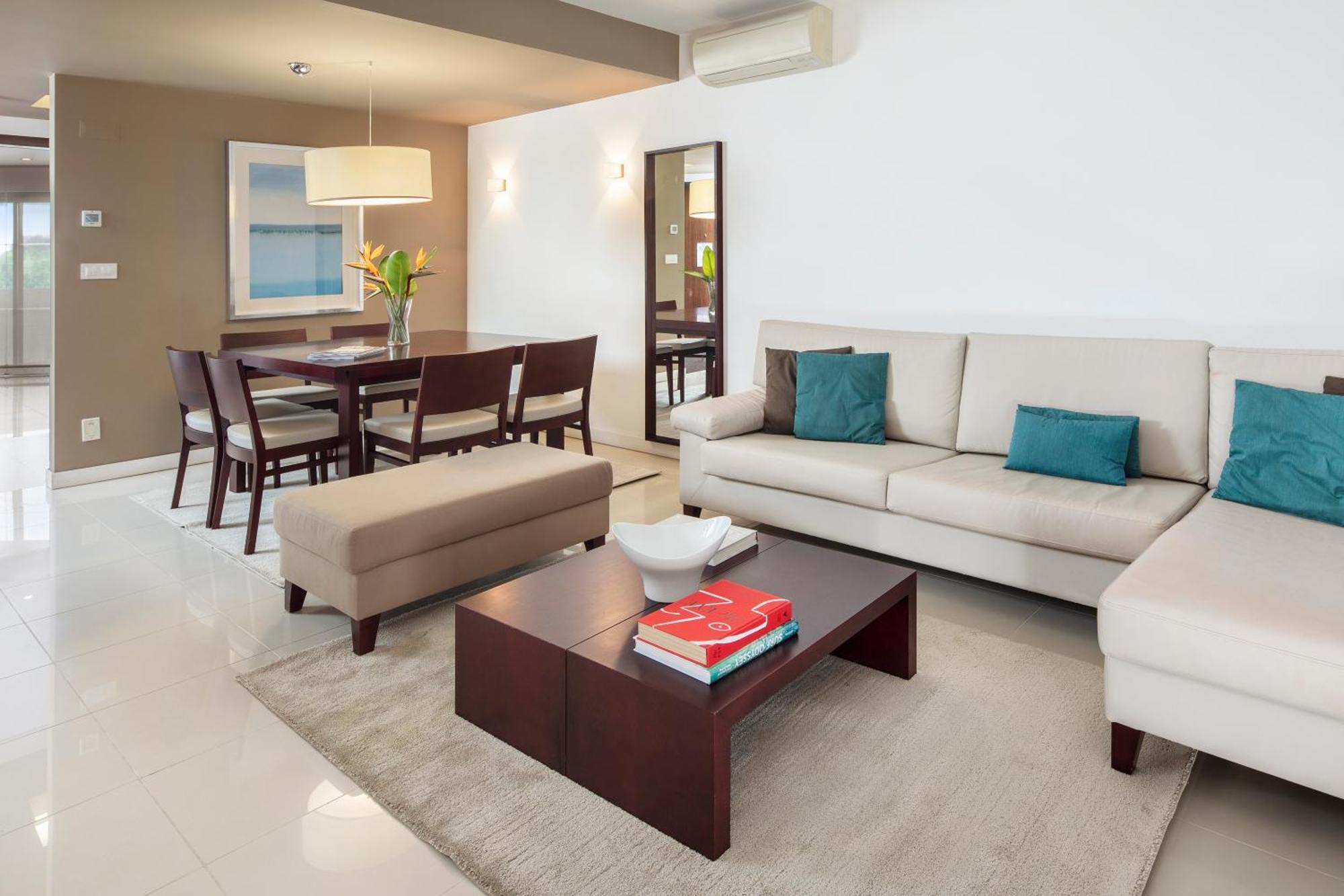 Standard Two-Bedroom Apartment Balcony,1209331387:JPEG