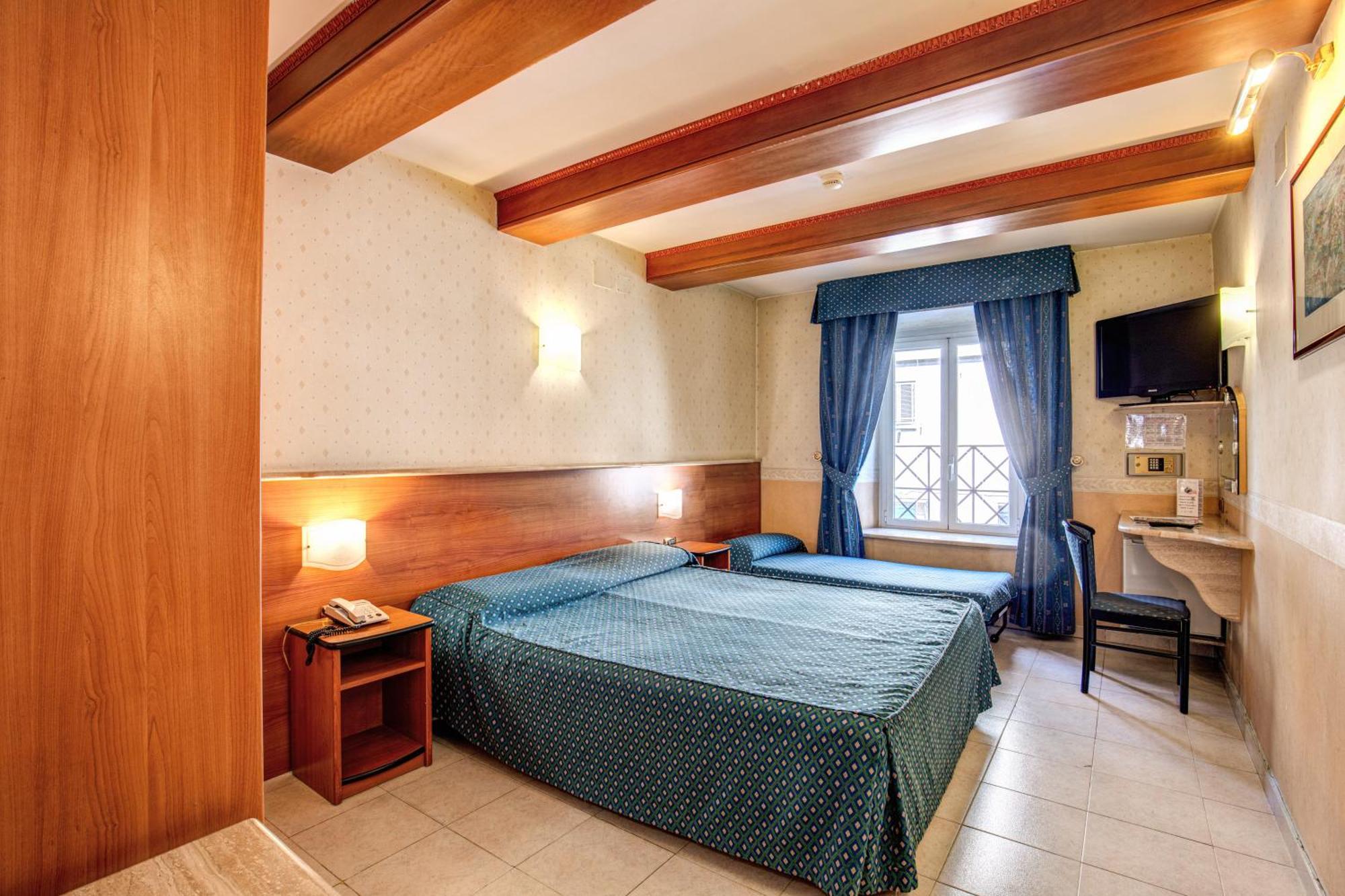 Triple Room,1150023862:JPEG