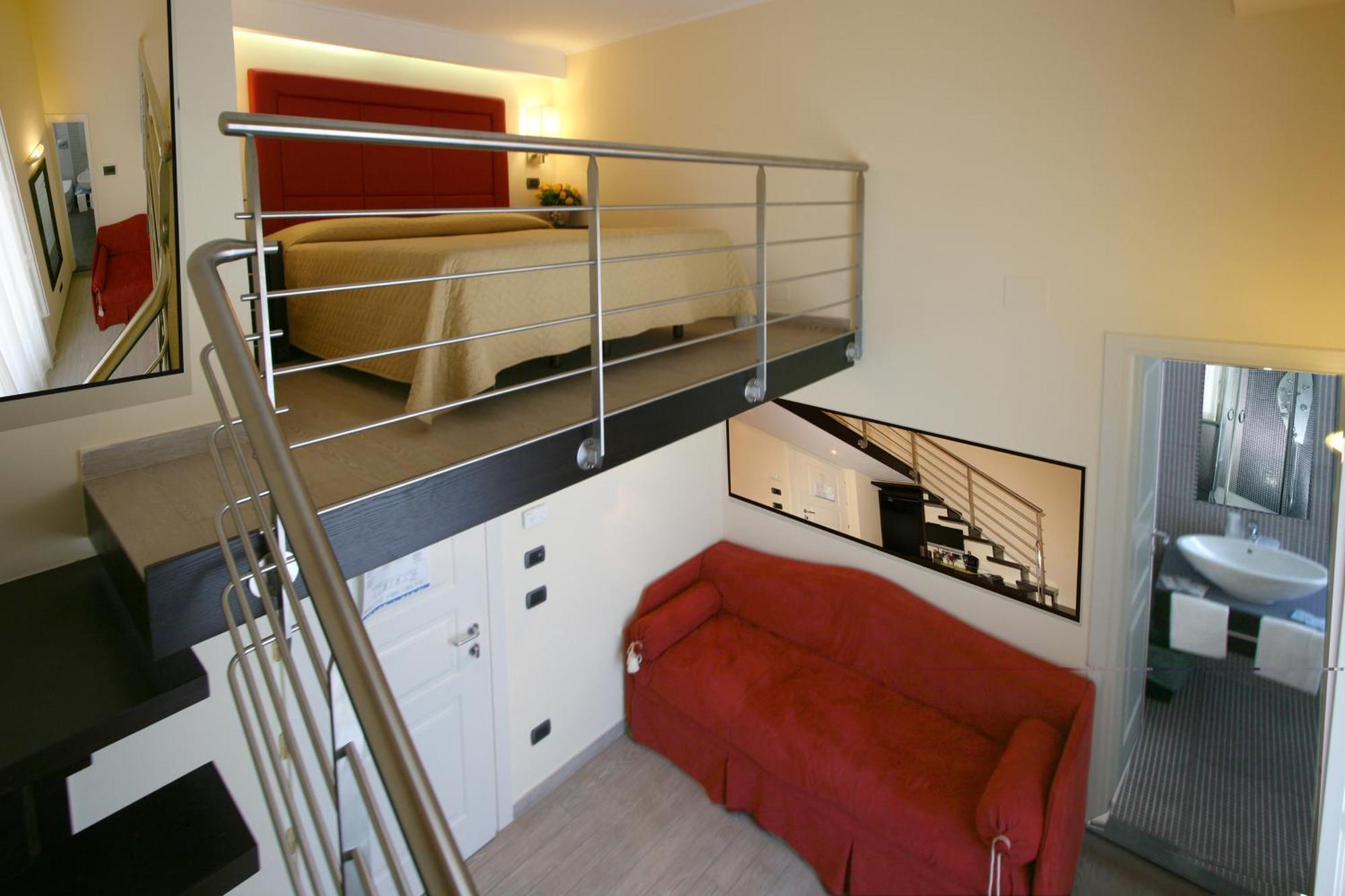 Comfort Room,1209491545:JPEG