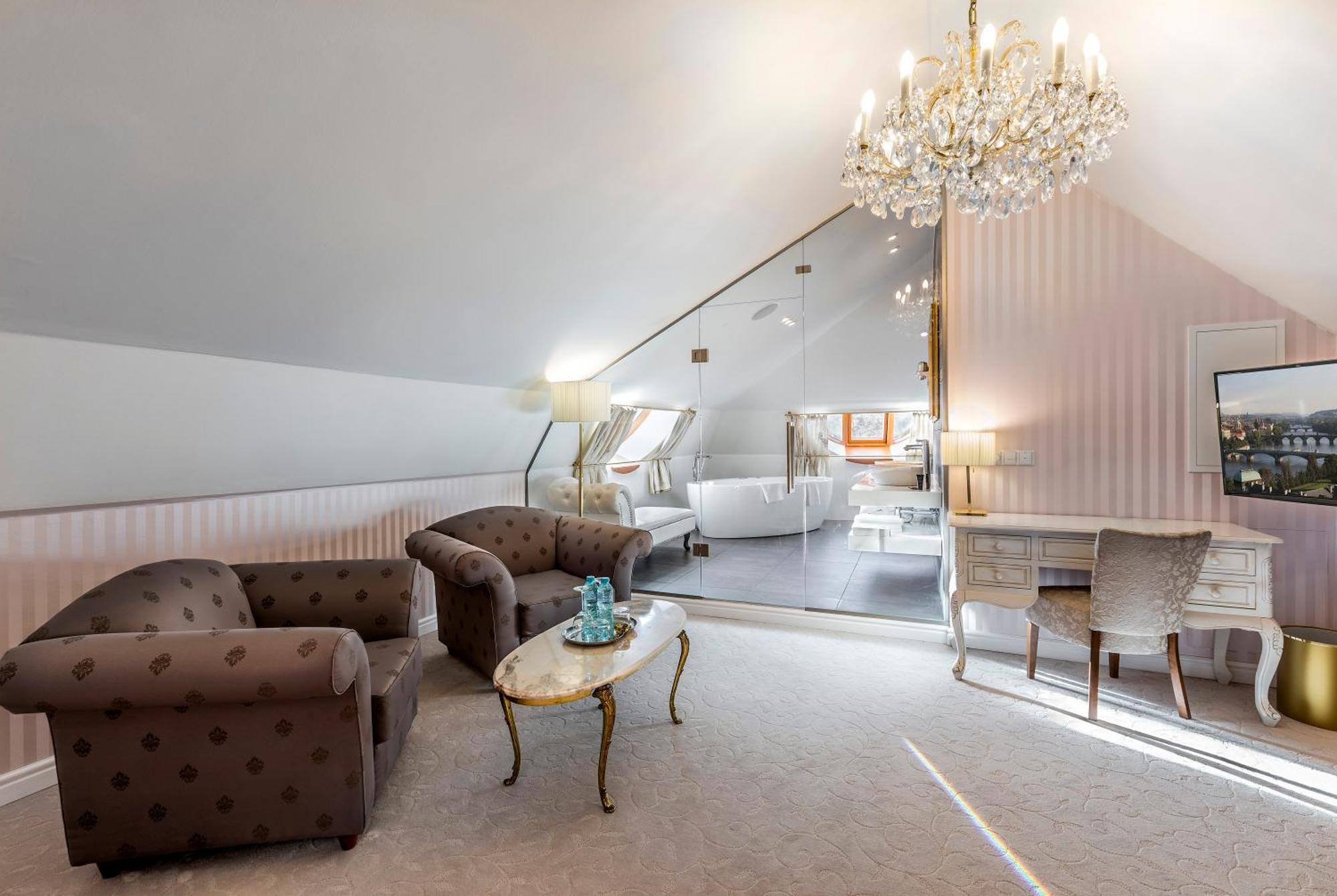 Luxury Suite Minibar