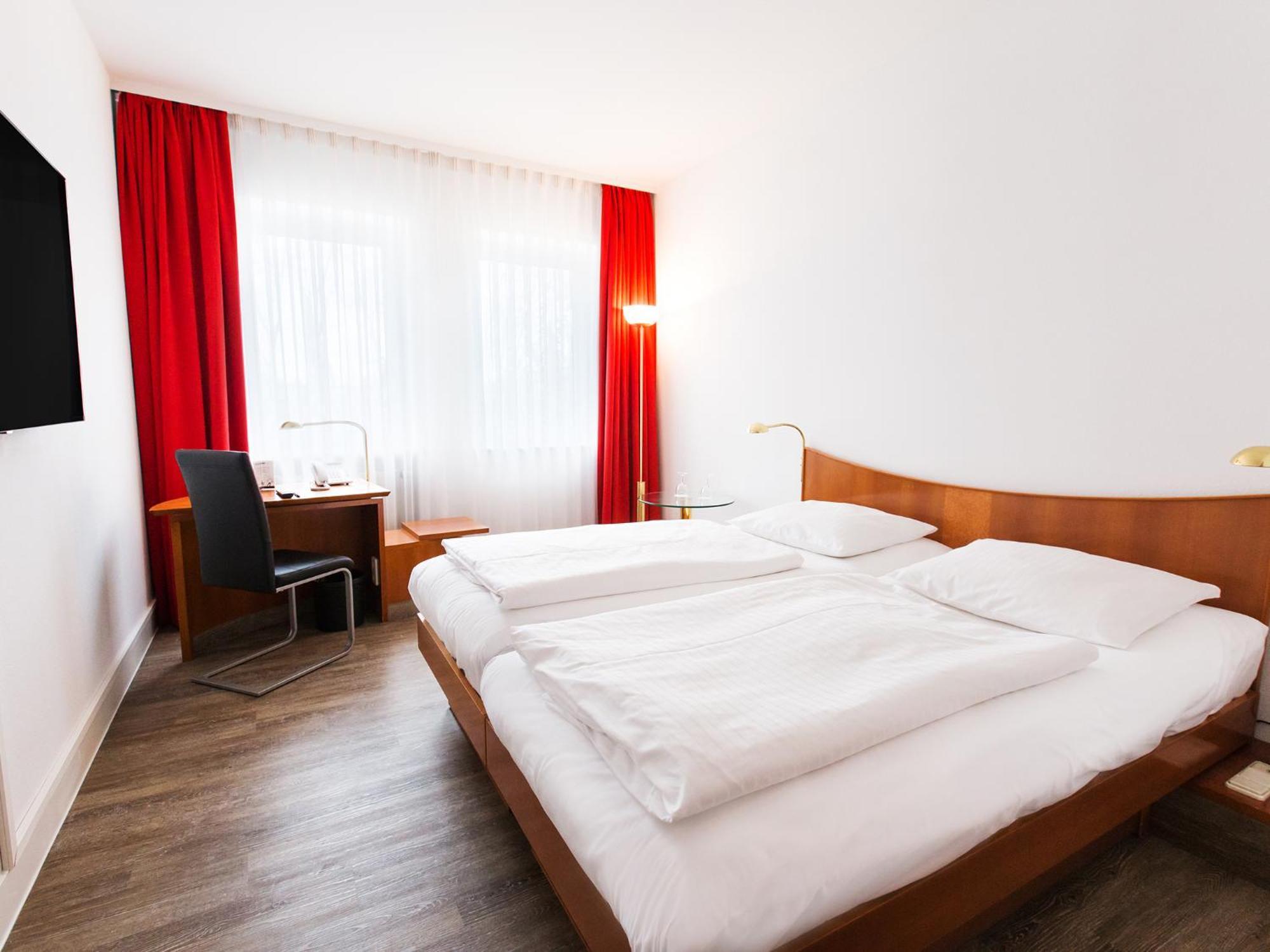 Double or Twin Room,1211728846:JPEG