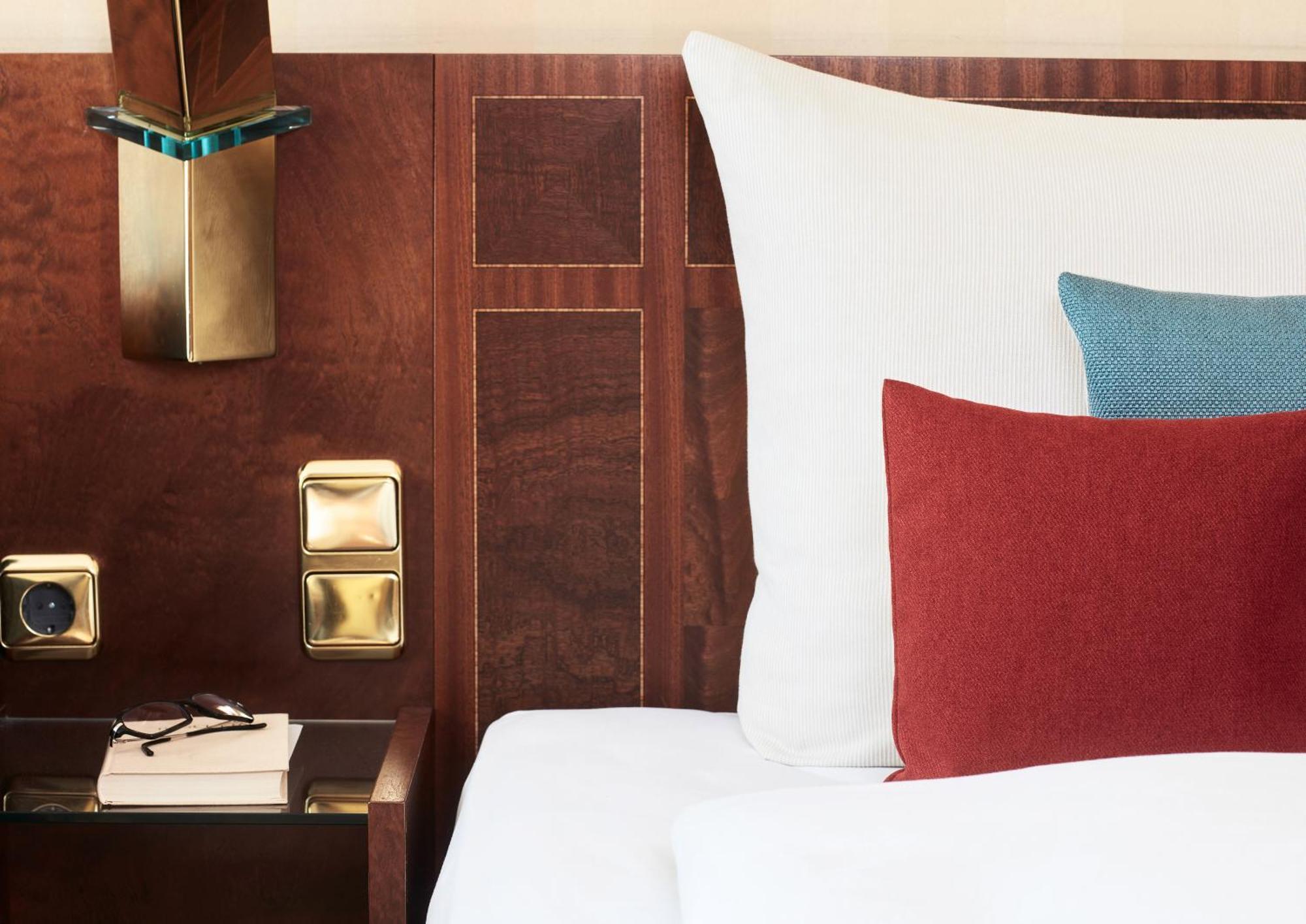 Business Single Room