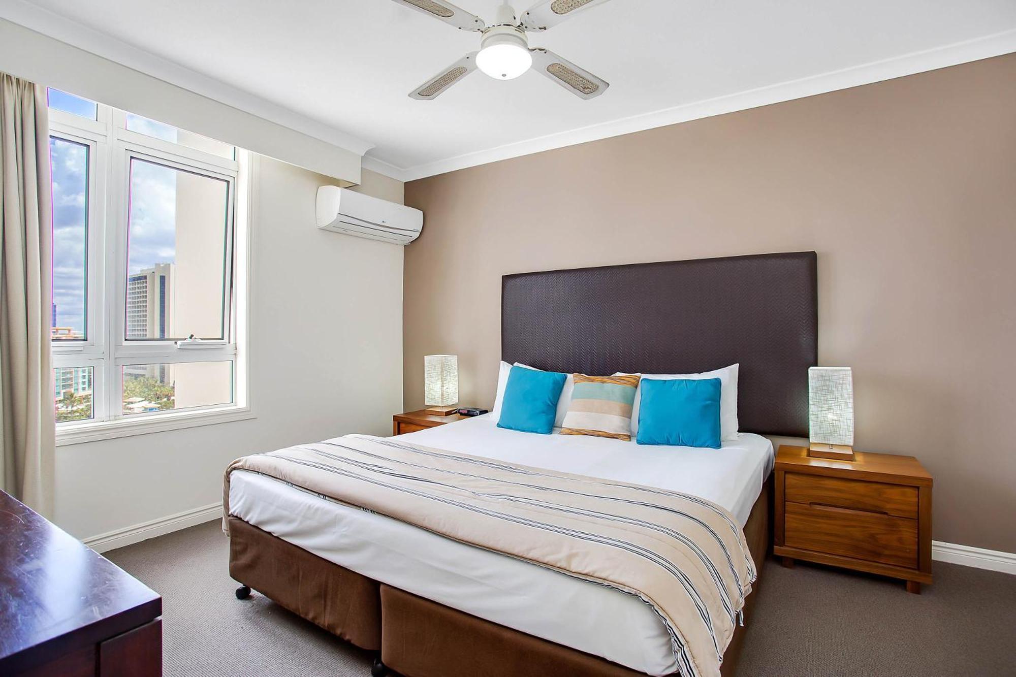 Two-Bedroom Apartment,1212354103:JPEG