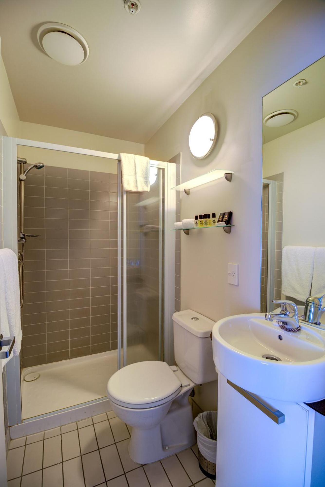 Premier One-Bedroom Apartment